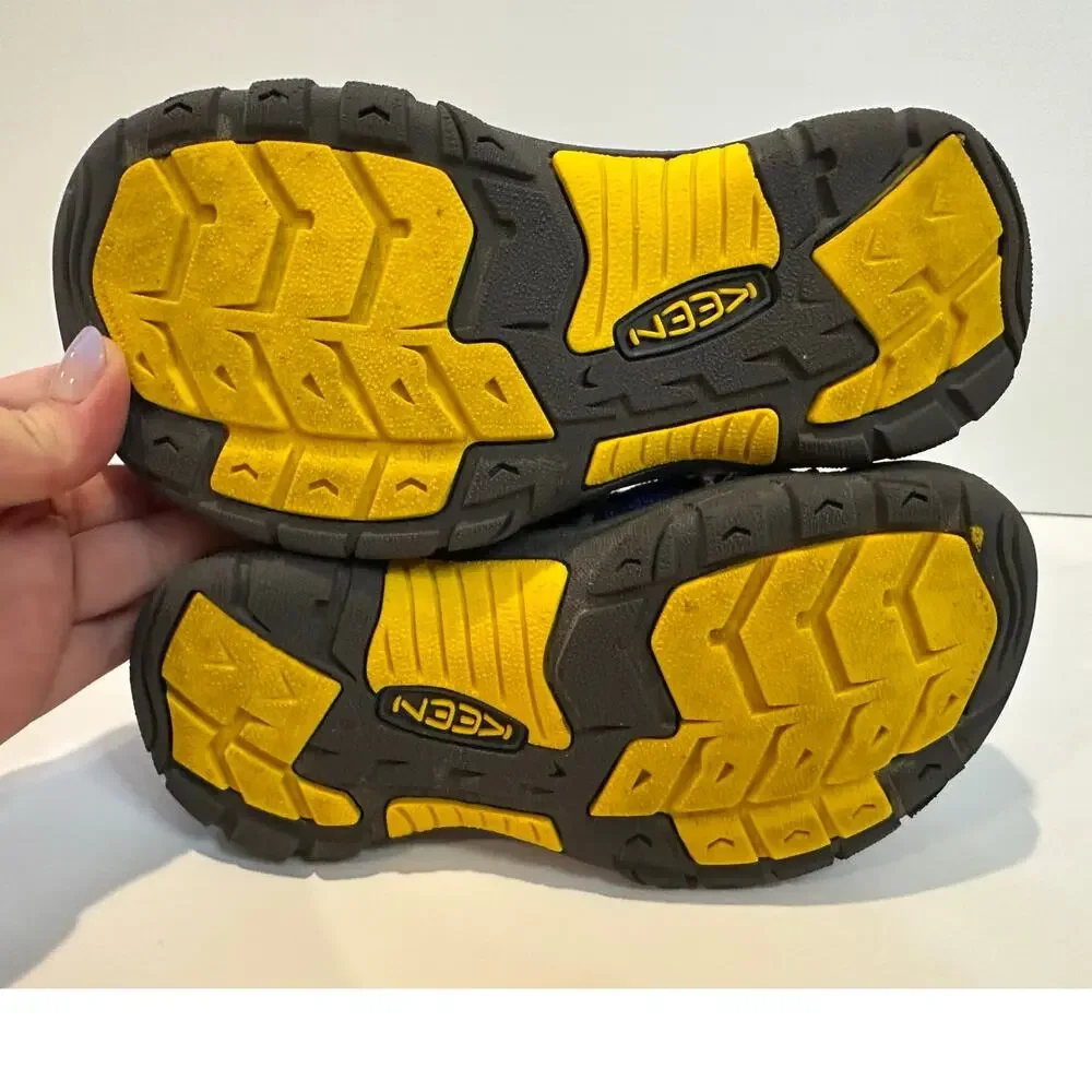 KEEN Newport H2 Waterproof Hiking Sandals Size 1 Blue Washable Outdoor Shoes